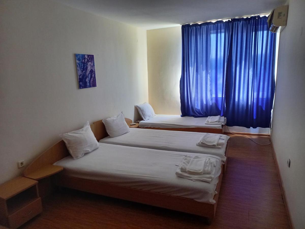 Central Hotel Sozopol Exterior photo