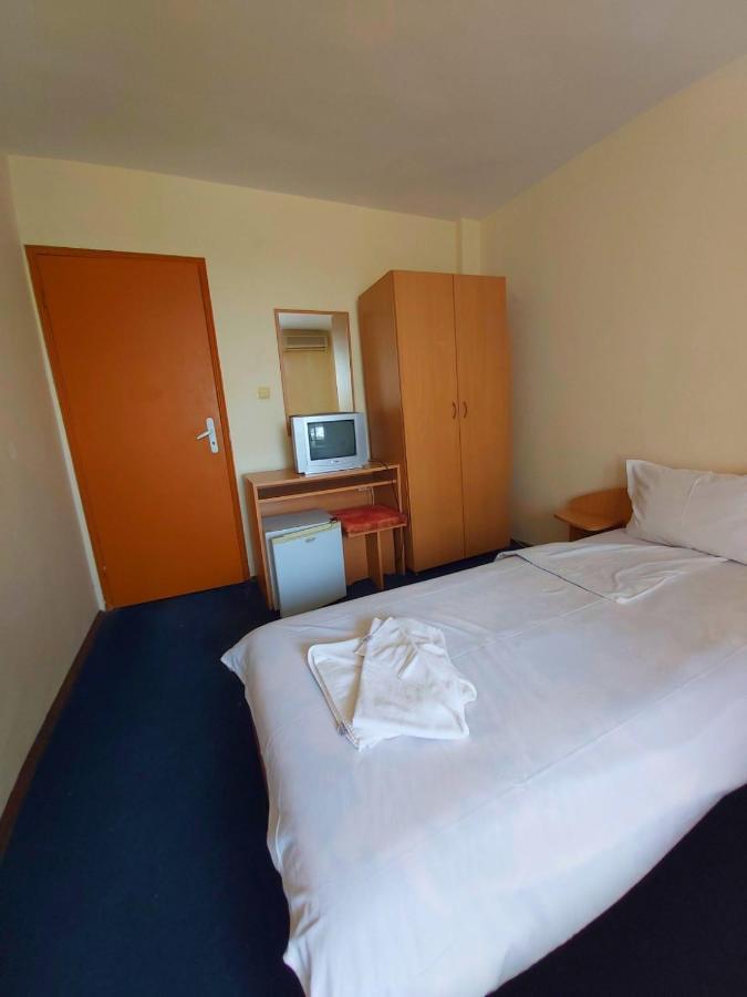 Central Hotel Sozopol Exterior photo
