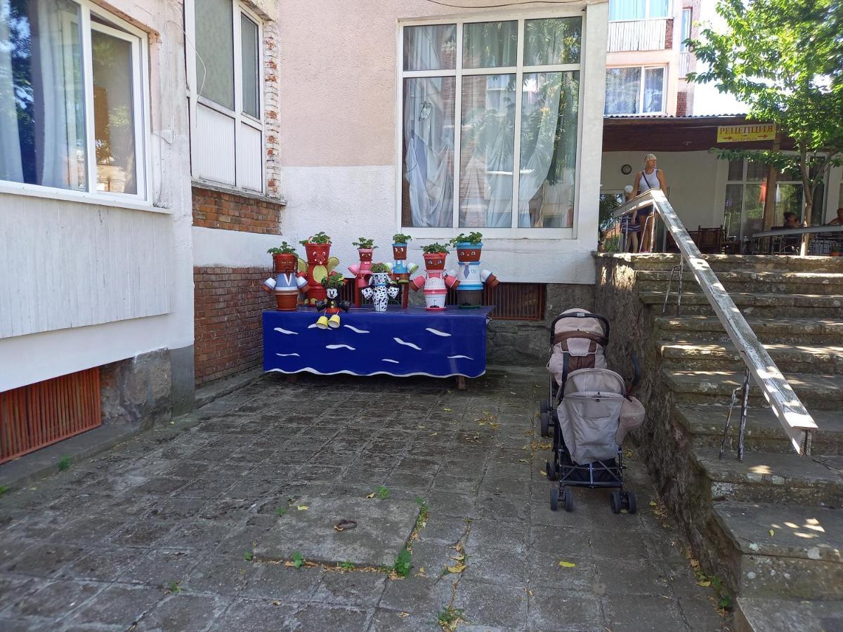 Central Hotel Sozopol Exterior photo