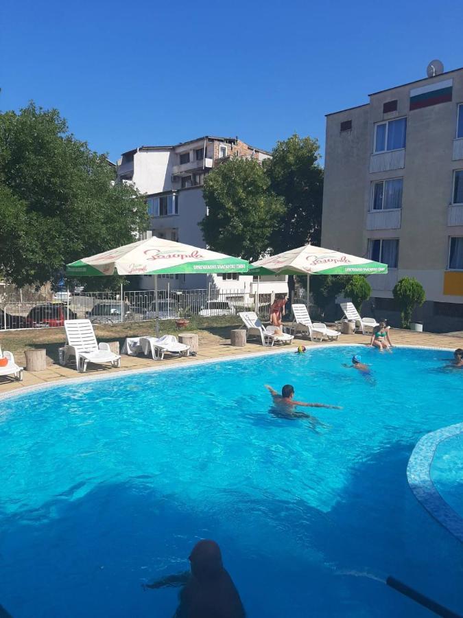 Central Hotel Sozopol Exterior photo