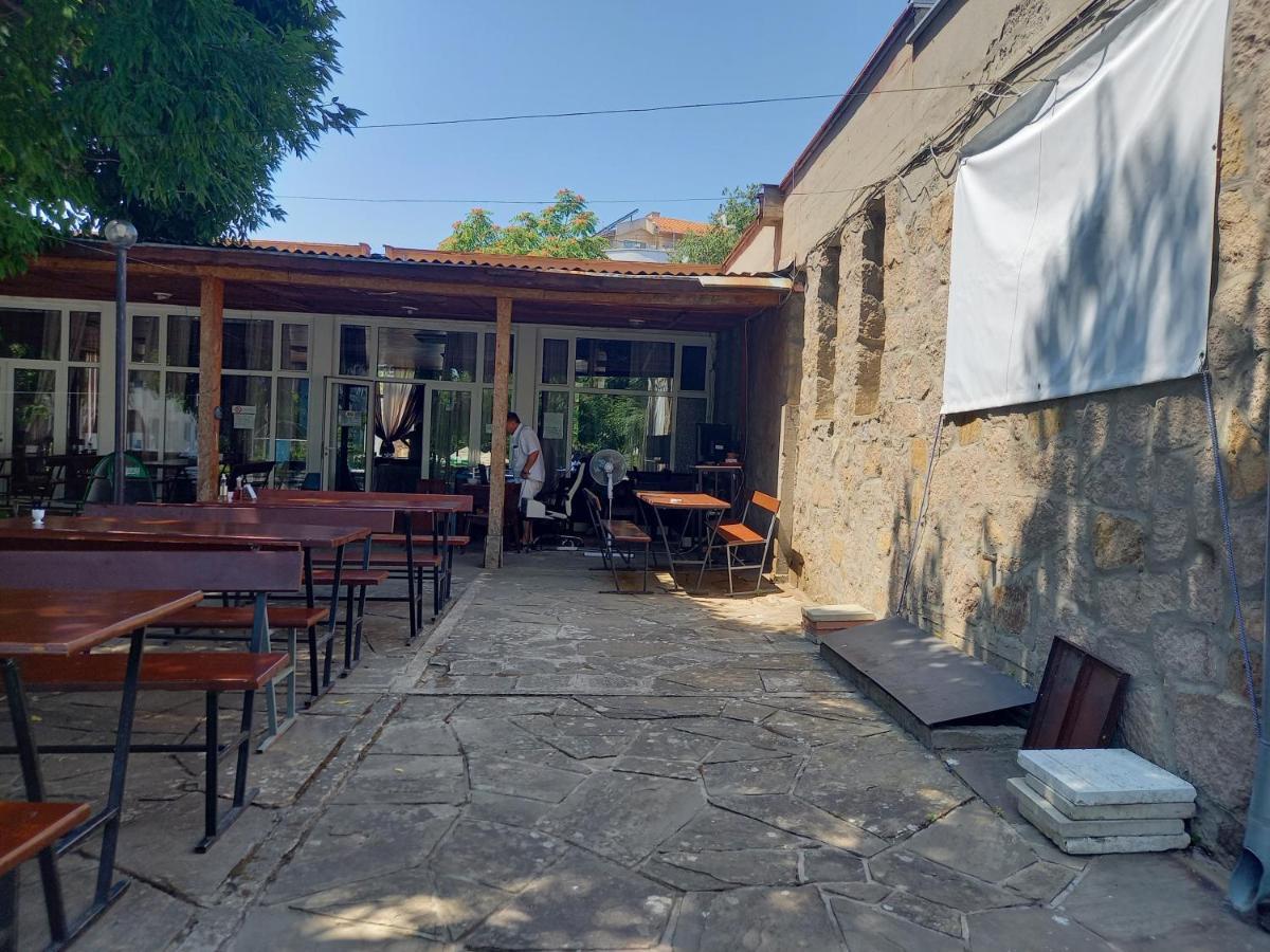 Central Hotel Sozopol Exterior photo